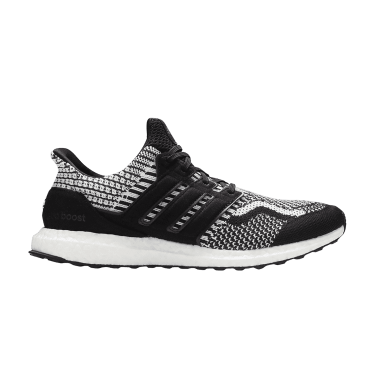 adidas Ultra Boost 5.0 DNA Oreo FY9348